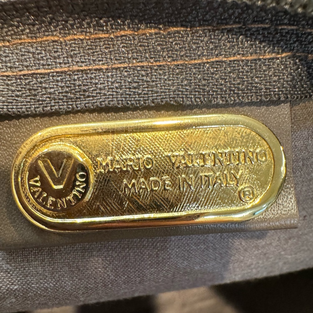 Authentic Mario Valentino weekend travel bag - Picture 11 of 14